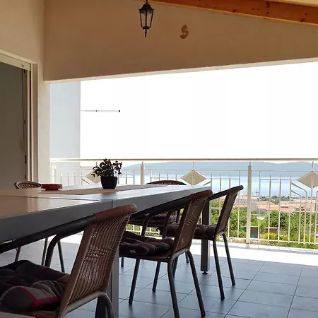 Lägenhet With A Parking Space Kastel Gomilica, - 15696 Kaštela